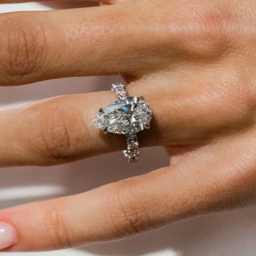 The Bella Ring
