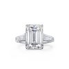 8ct Emerald Cut With Baguett Side Stones